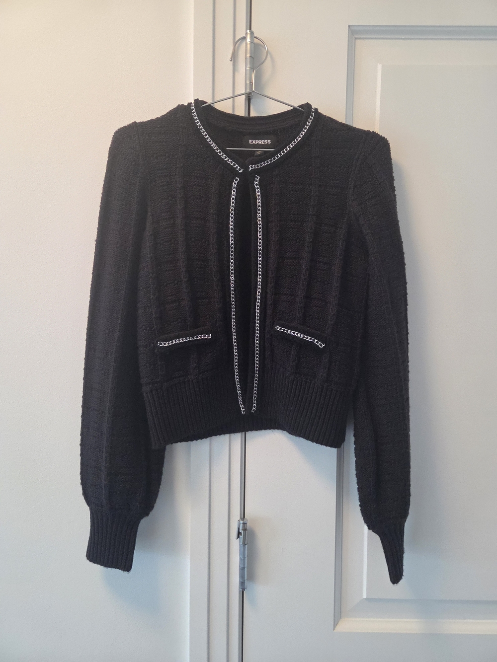 Express Women's Black Chain-Trim Cropped Sweater